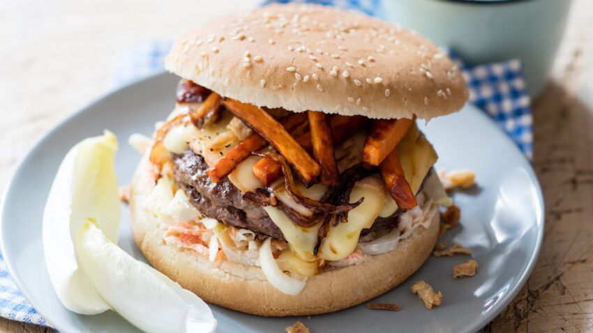 Burger au Maroilles et bacon