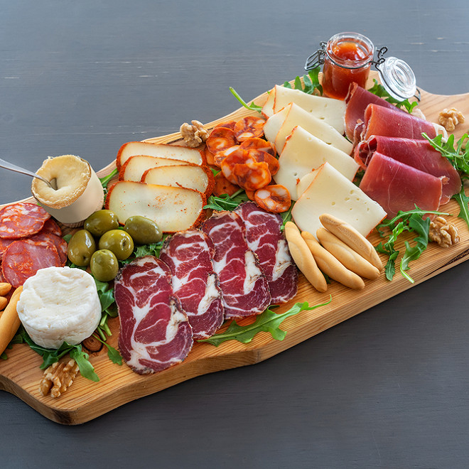 Planche de Charcuterie et Fromages